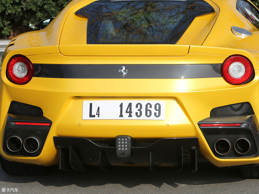 2016F12berlinetta tdf