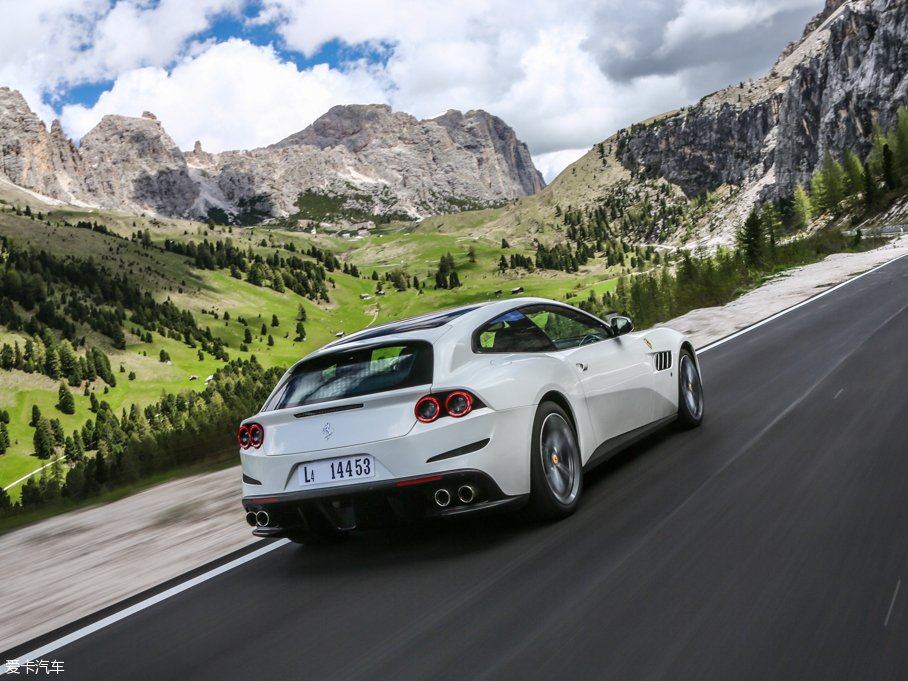 2016GTC4Lusso 6.3 V12