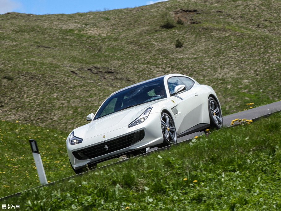 2016GTC4Lusso 6.3 V12