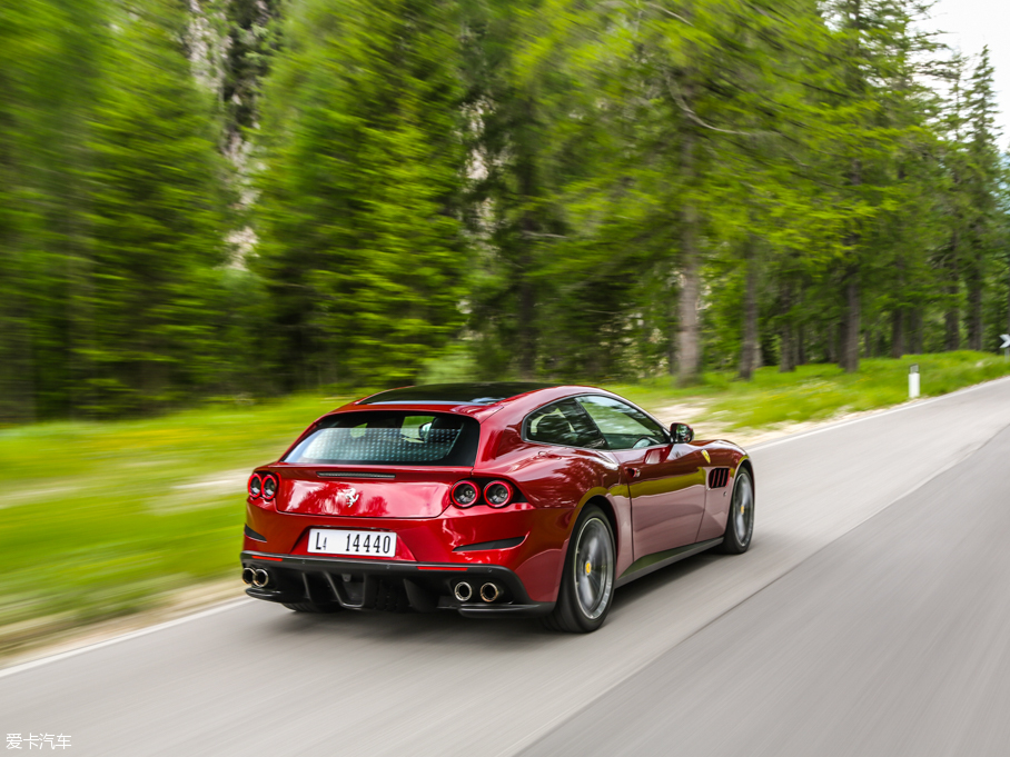 2016GTC4Lusso 6.3 V12