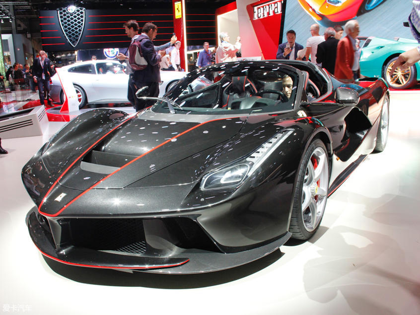 法拉利2017款LaFerrari