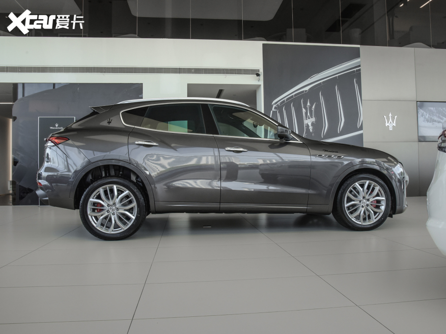 2022Levante 3.0T Modena