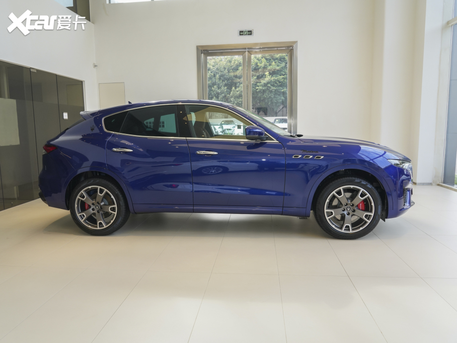 2023Levante 3.0T Modena