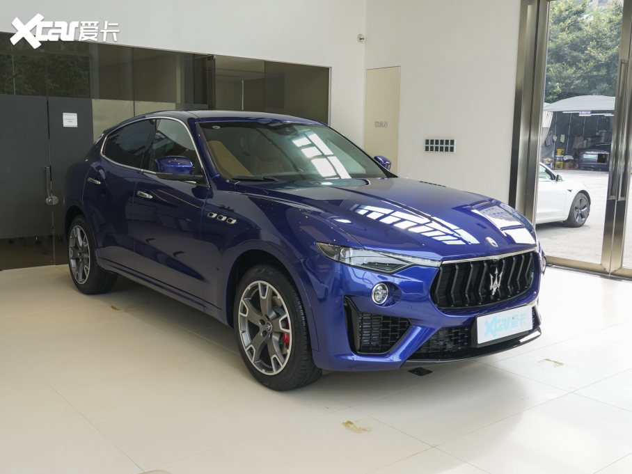 2023Levante 3.0T Modena