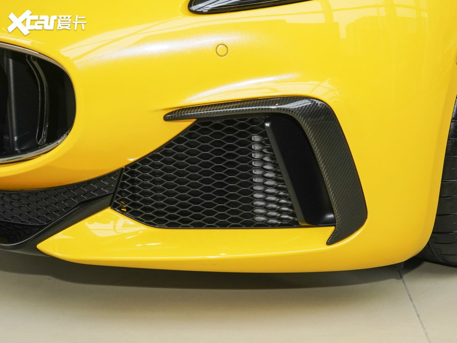 2023GranTurismo 3.0T Trofeo