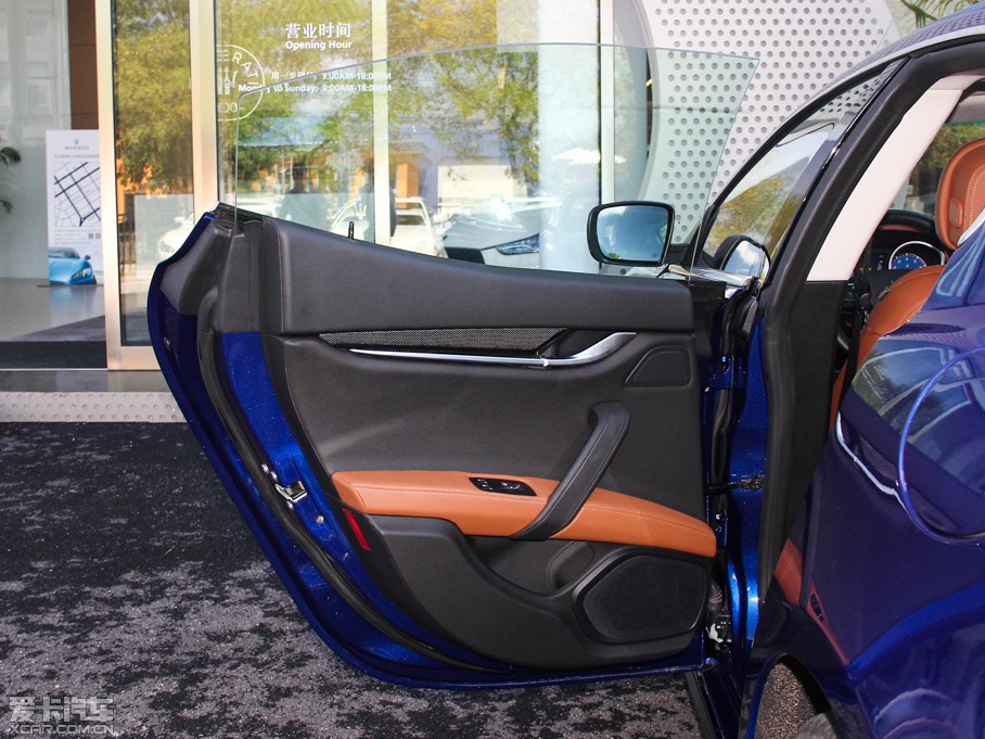 2014Ghibli 3.0T