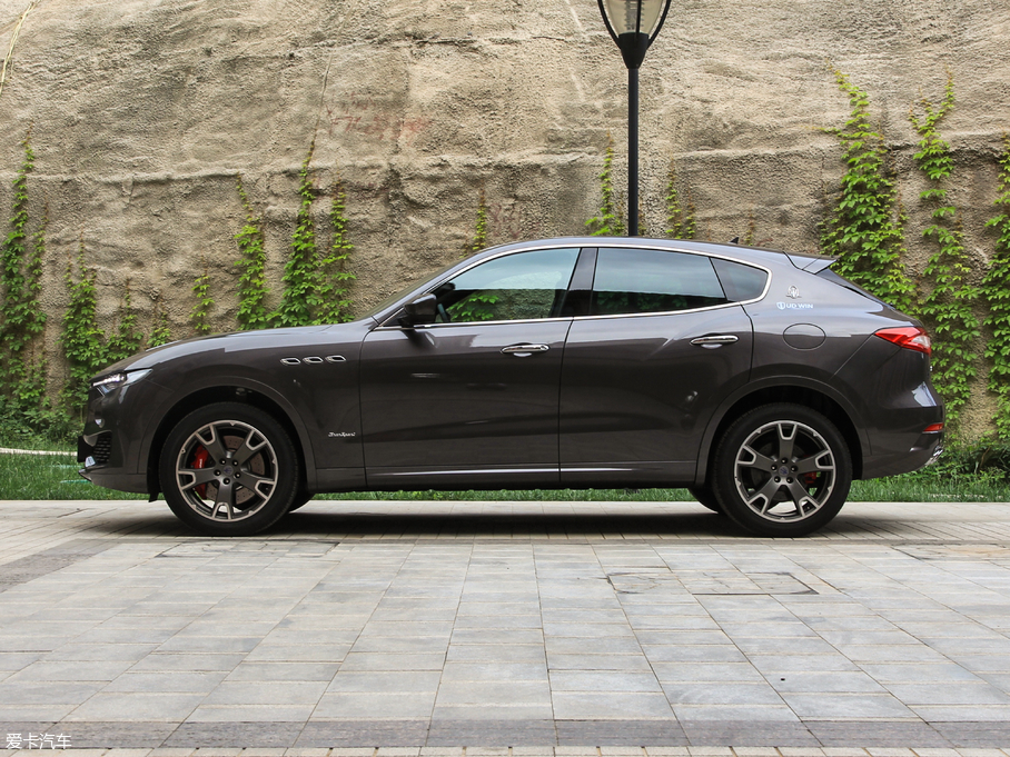 2018Levante 3.0T 430Hp ˶