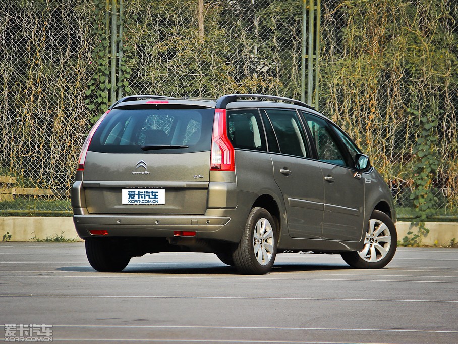 2009C4 PICASSO 2.0L Զ