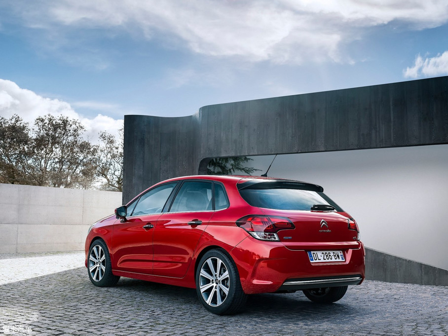 2015款雪铁龙c4(进口)基本型