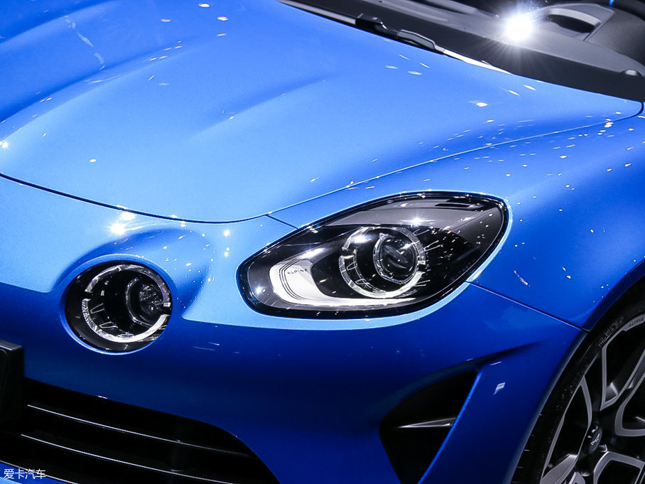 2017ŵAlpine A110