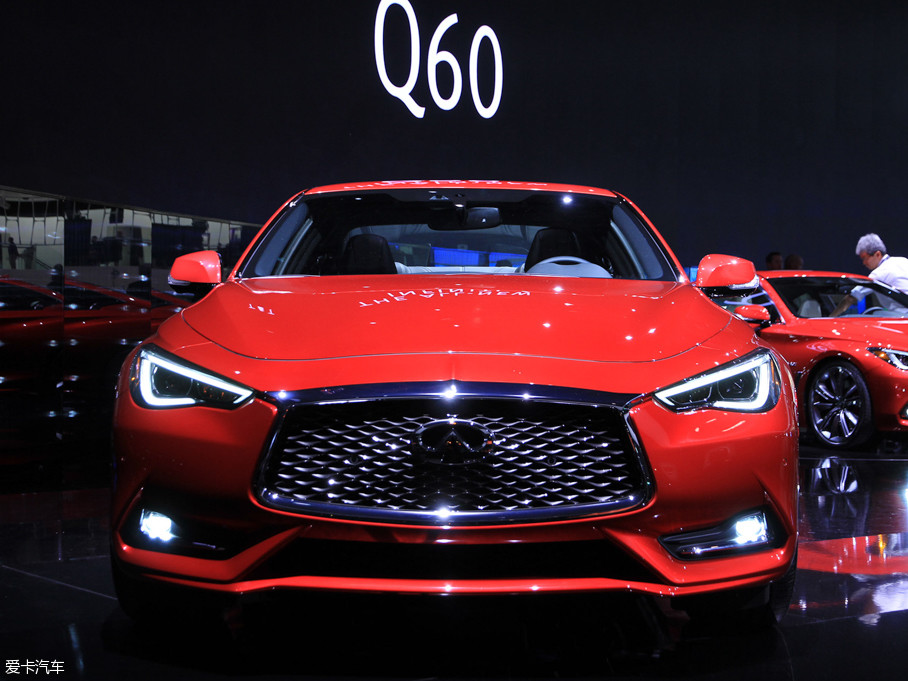 2016款英菲尼迪q60基本型