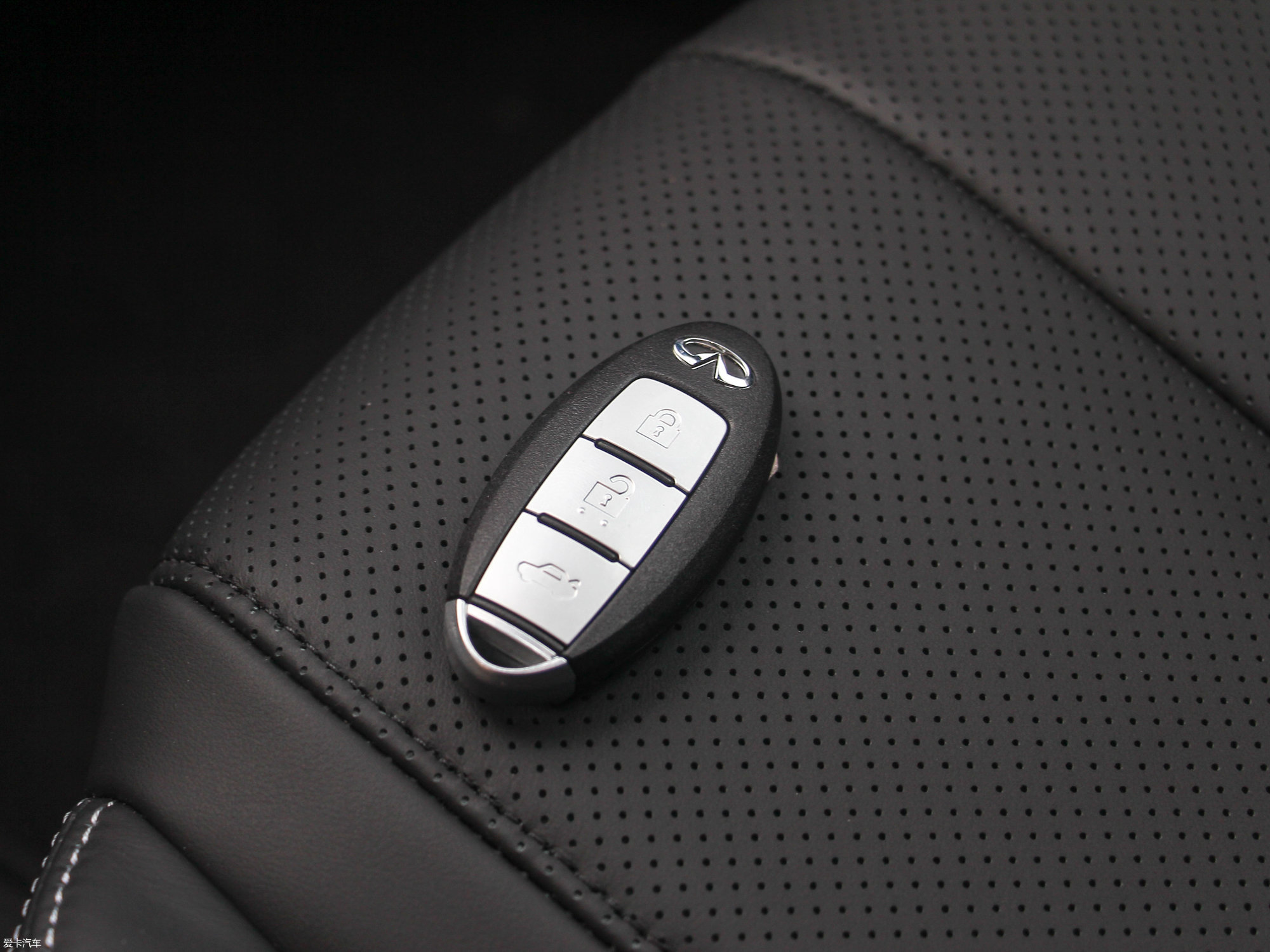 0t 豪华版_其它_12/949张图片】_汽车图片大全_爱卡汽车