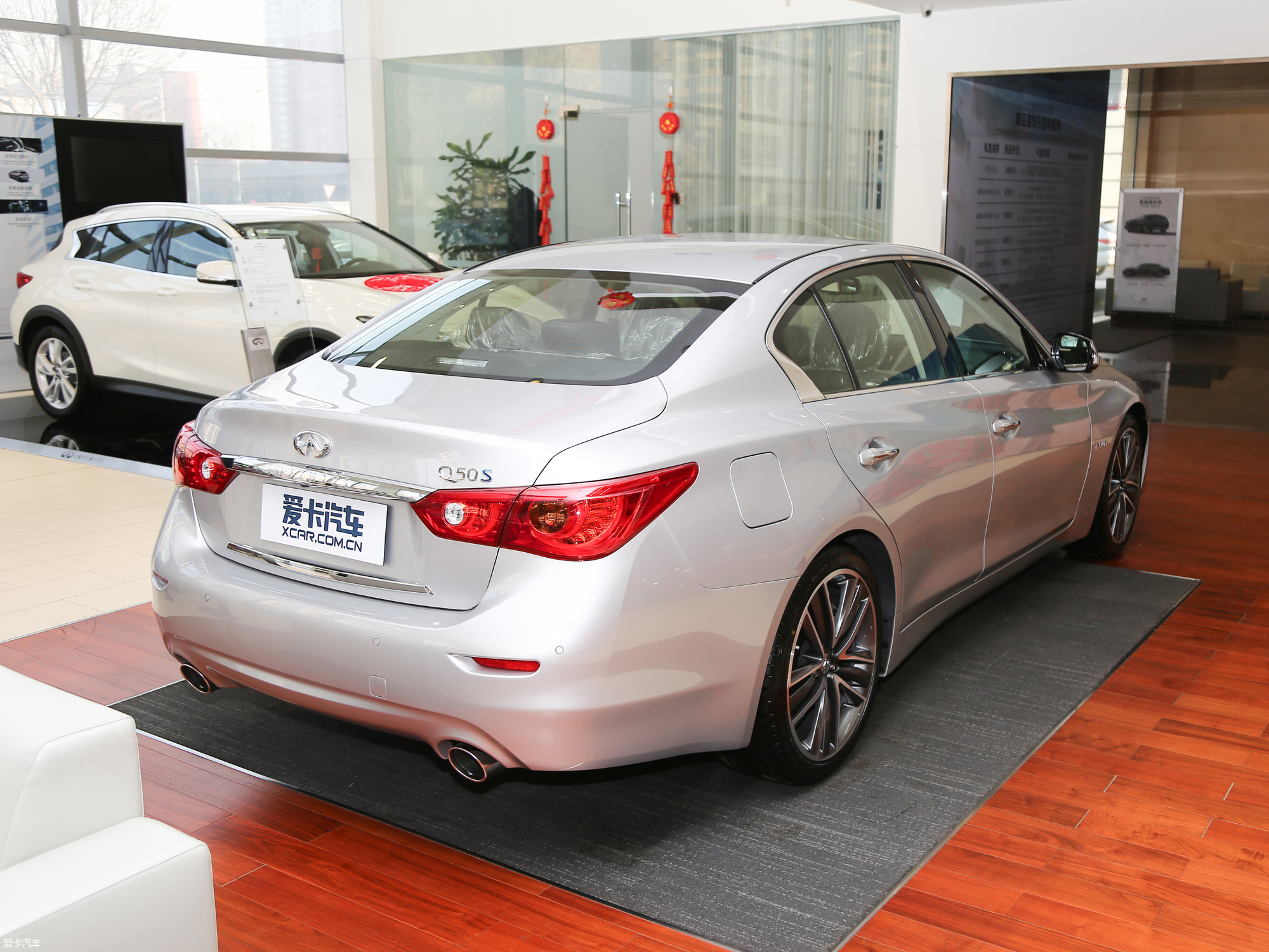 5l hybrid  2017款英菲尼迪q50混动 3.5l hybrid