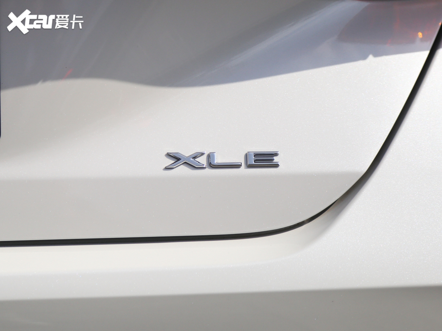 2019 2.0L XLE  VI