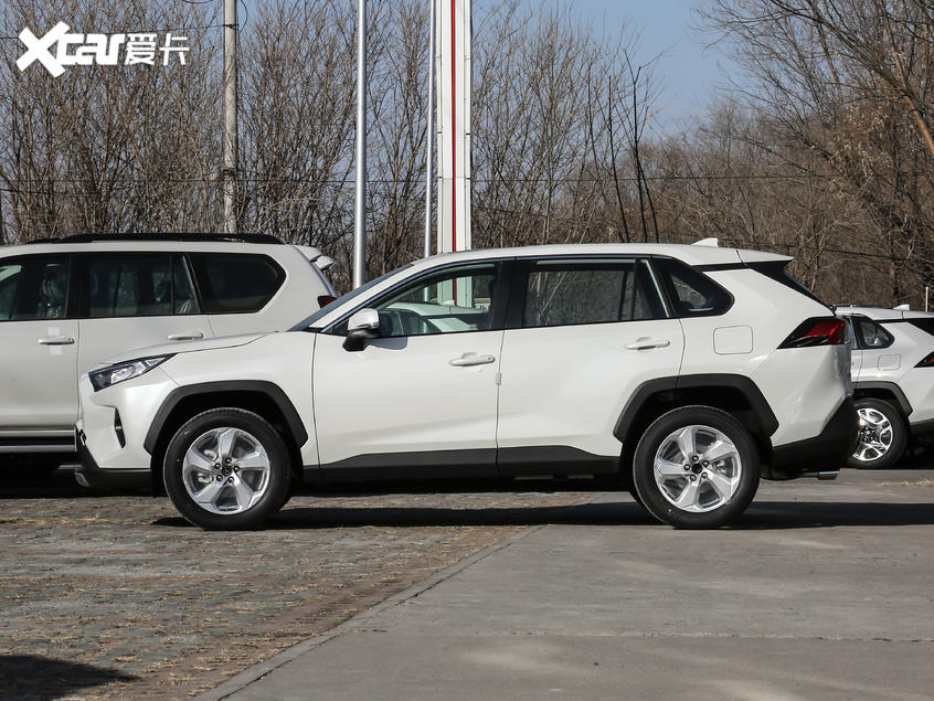 一汽丰田2020款RAV4荣放