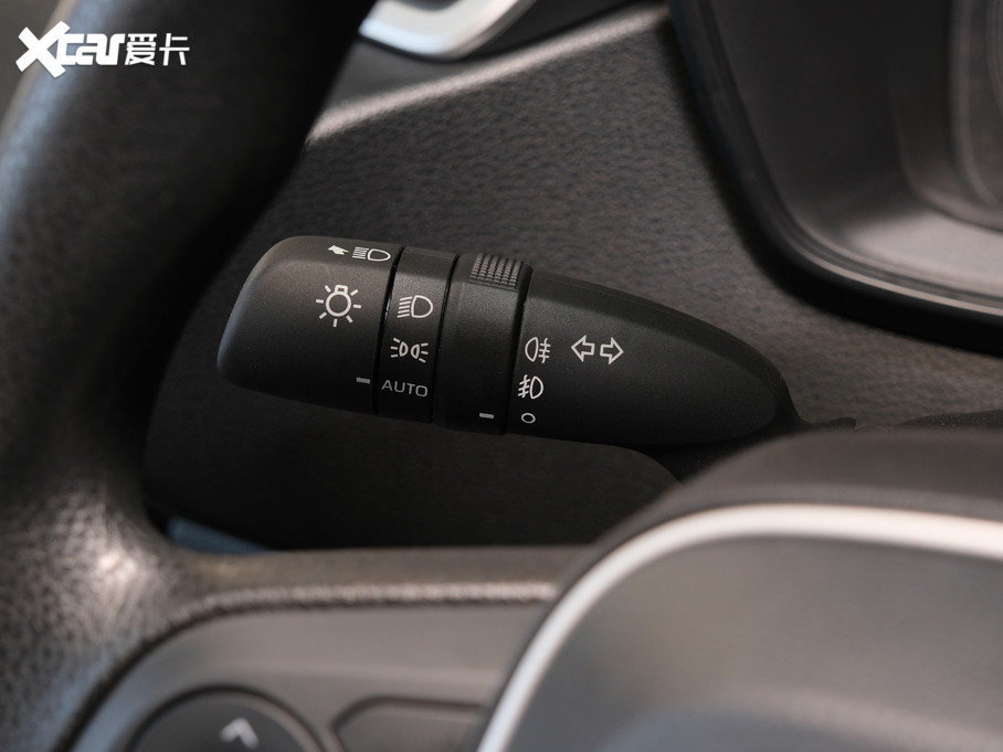 2021款卡罗拉