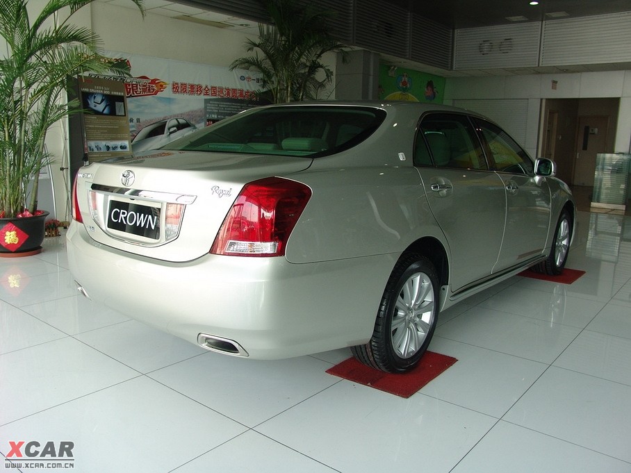 2010ʹ 2.5L Royal Ƥ