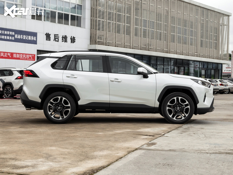 2021RAV4ٷ 2.0L CVT