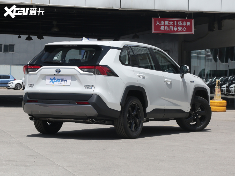 2022RAV4ٷ˫ ˫ 2.5L CVTӢPlus