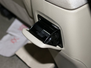 20111.6L GL AT ռ
