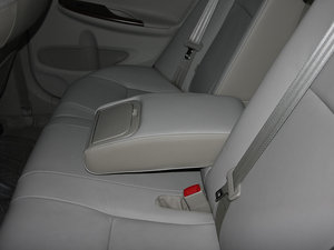 20112.0L GLX CVT 