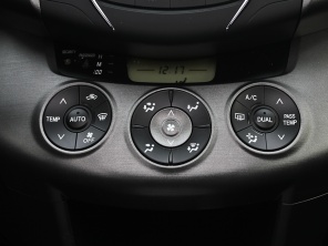 一汽丰田2012款RAV4
