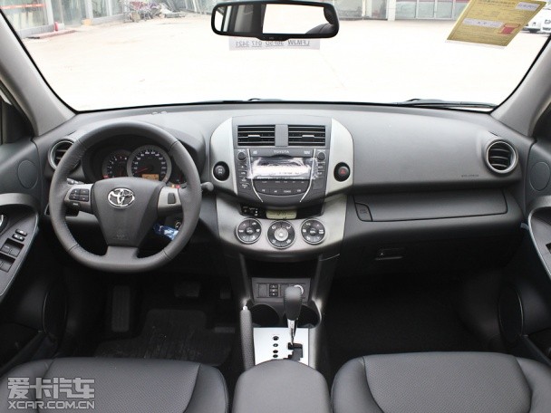 一汽丰田2012款RAV4