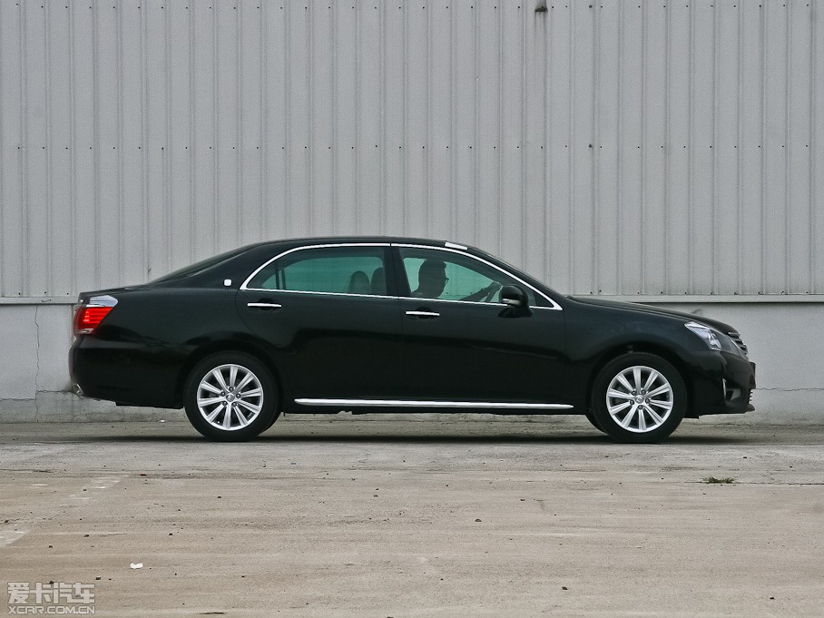 2012ʹ 2.5L Royal Saloon