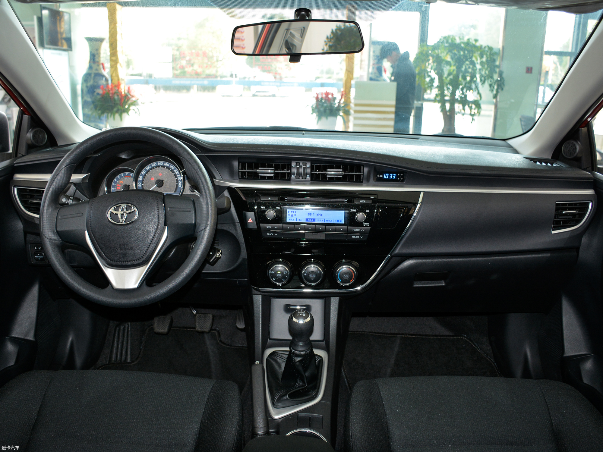 【2017款卡罗拉1.6l 手动gl_中控区_1/136张图片】_汽车图片大全_爱卡
