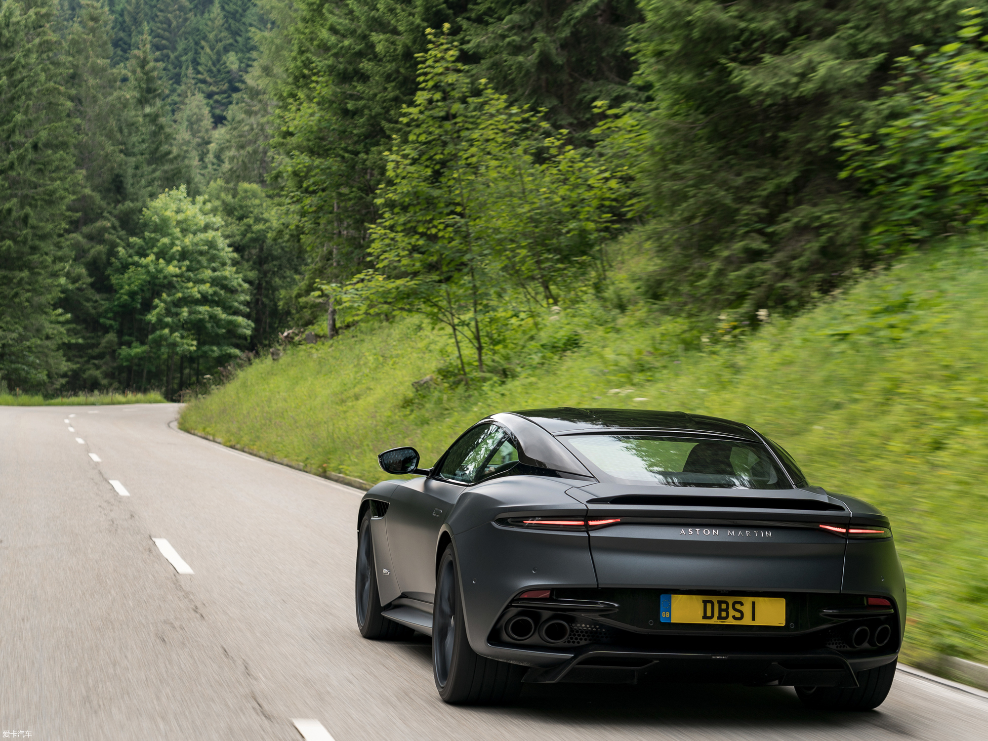 爱卡首页 汽车图片 阿斯顿·马丁 dbs 2019款superleggera  2019款dbs