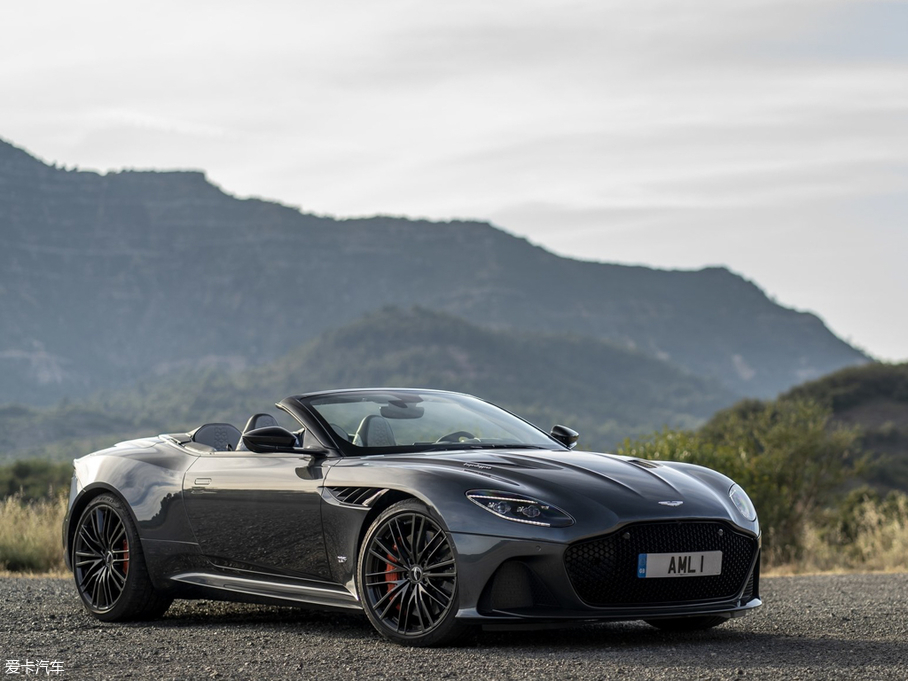 2019DBS Superleggera Volante