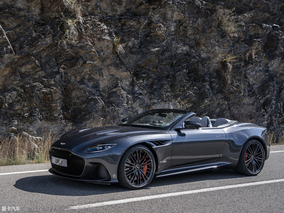 2019DBS Superleggera Volante