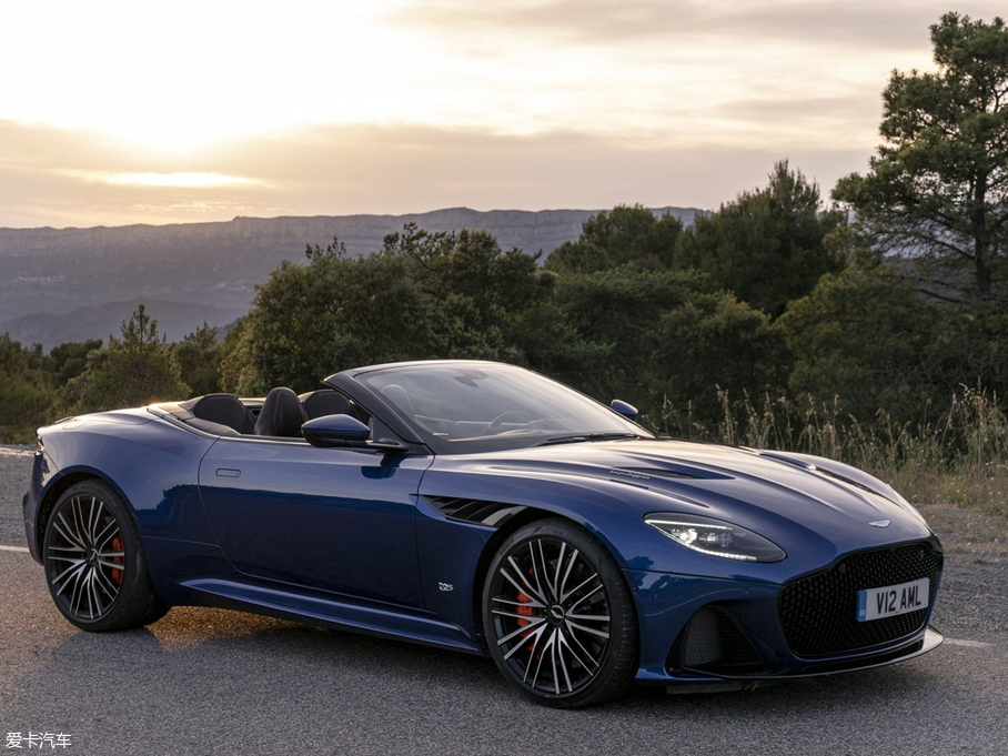 2019DBS Superleggera Volante