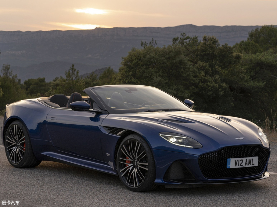 2019DBS Superleggera Volante