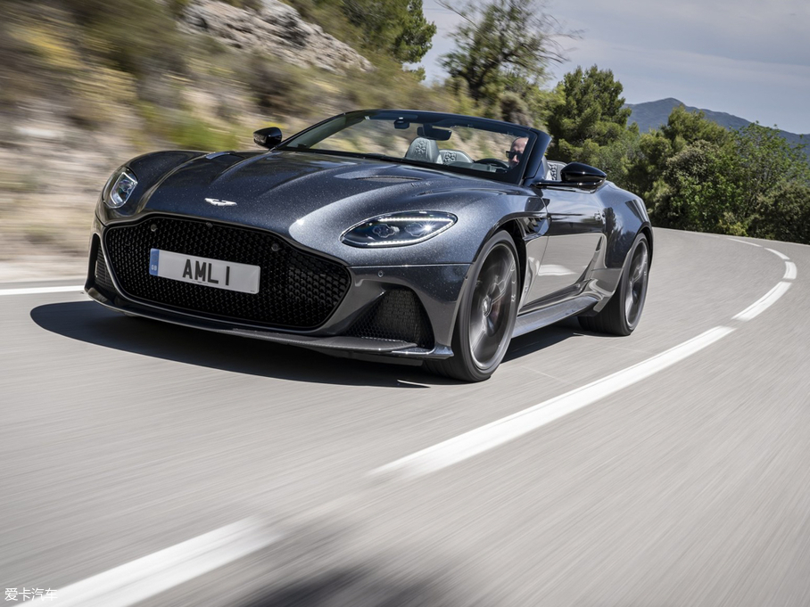 2019DBS Superleggera Volante