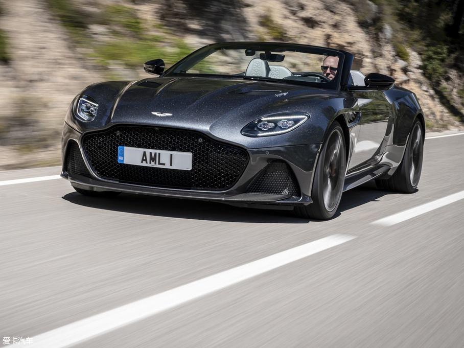 2019DBS Superleggera Volante