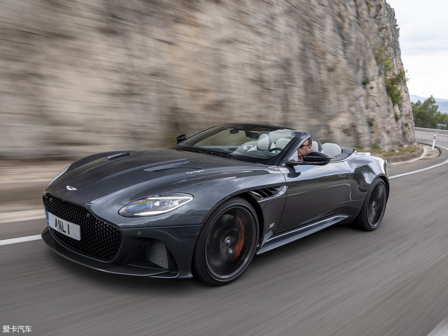 2019DBS Superleggera Volante