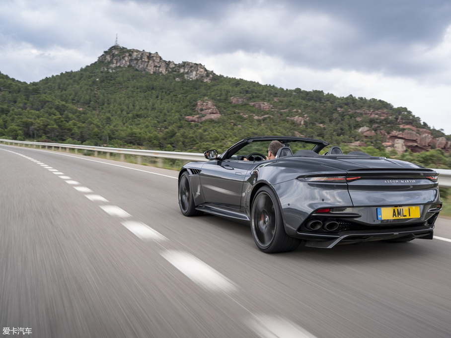 2019DBS Superleggera Volante