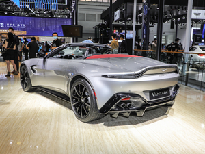 20204.0T V8 Roadster 45