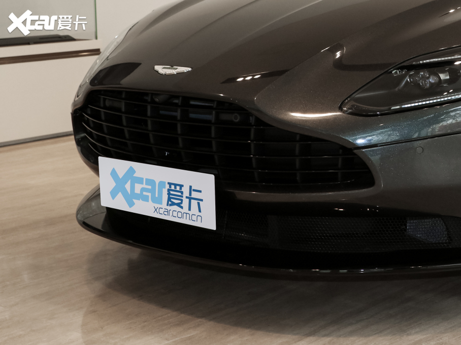 2022DB11 4.0T V8 Coupe