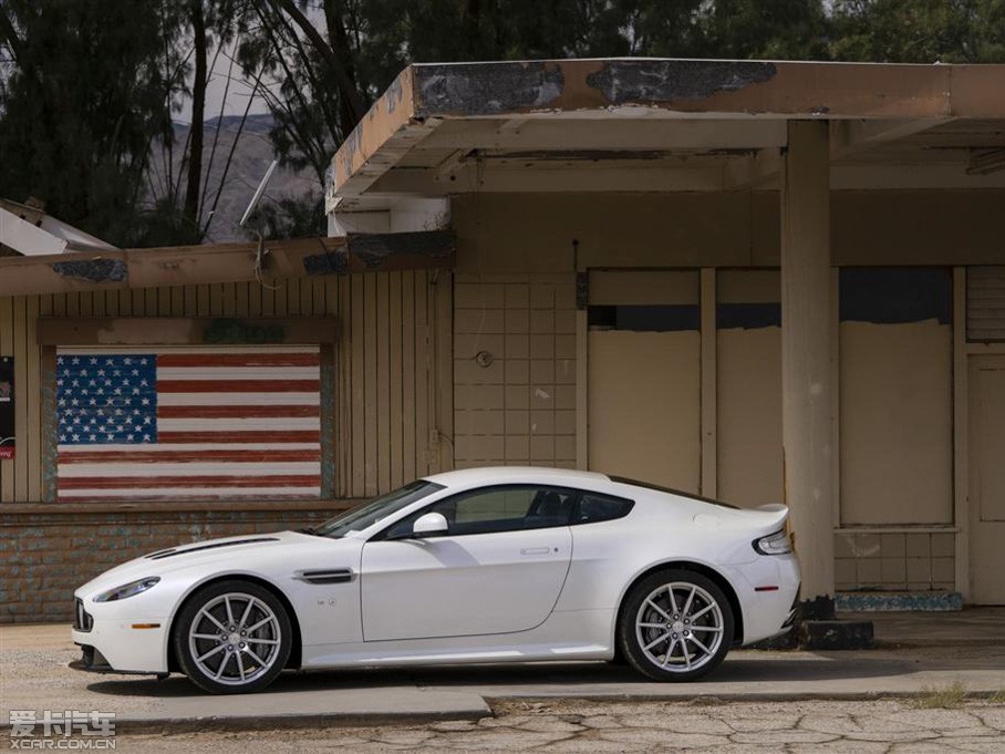 2014V12 Vantage 6.0L S 