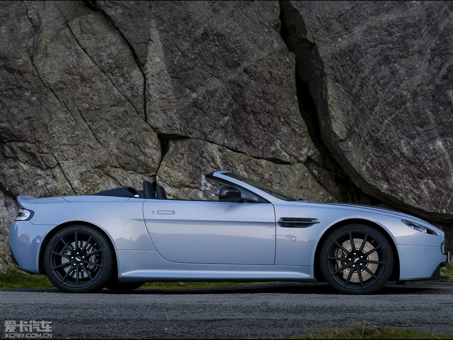 2014V12 Vantage 6.0L S Roadster