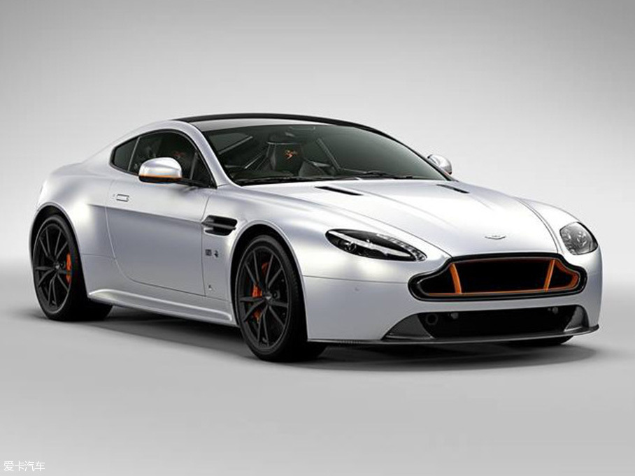 2016V8 Vantage S Blades Edition