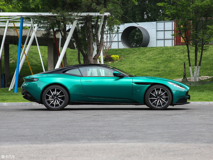 2019DB11 V12 Coupe