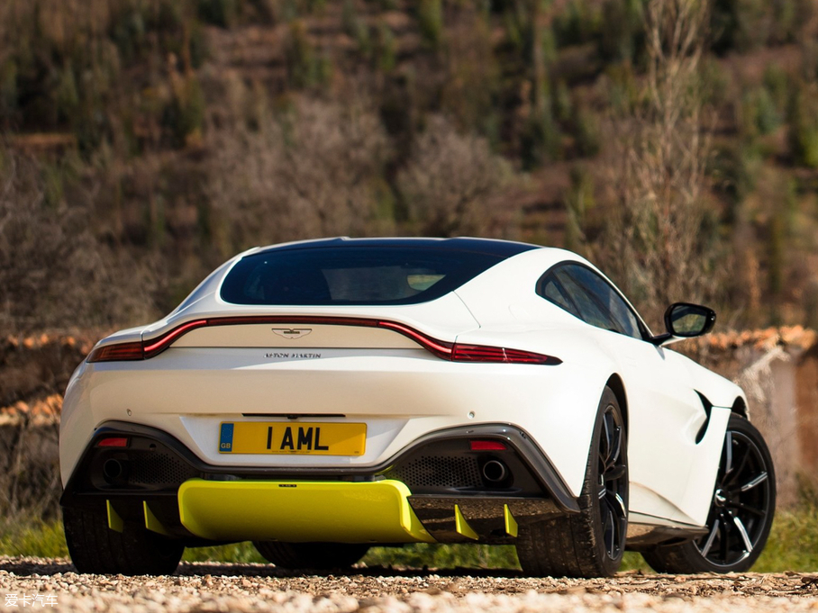 2018V8 Vantage 4.0T V8 Coupe