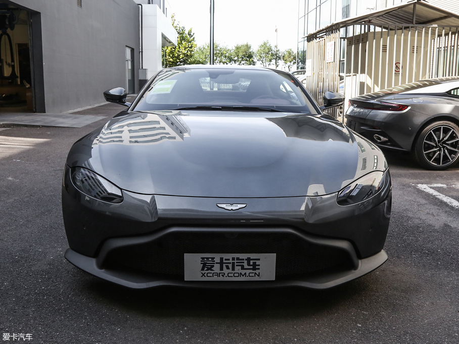 2018V8 Vantage 4.0T V8 Coupe