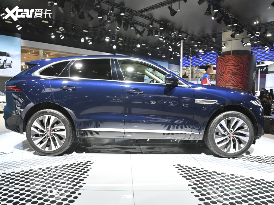 2022ݱF-PACE P250 HSE 