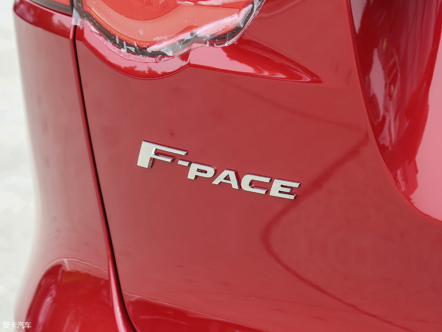 2018ݱF-PACE 2.0T 