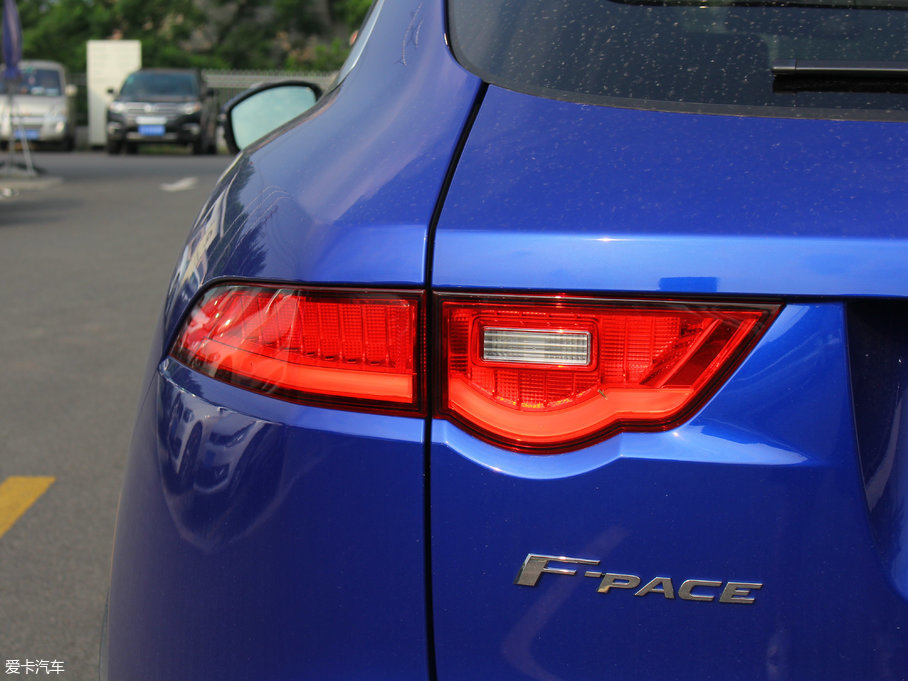 2018ݱF-PACE 3.0 SC R-Sport˶