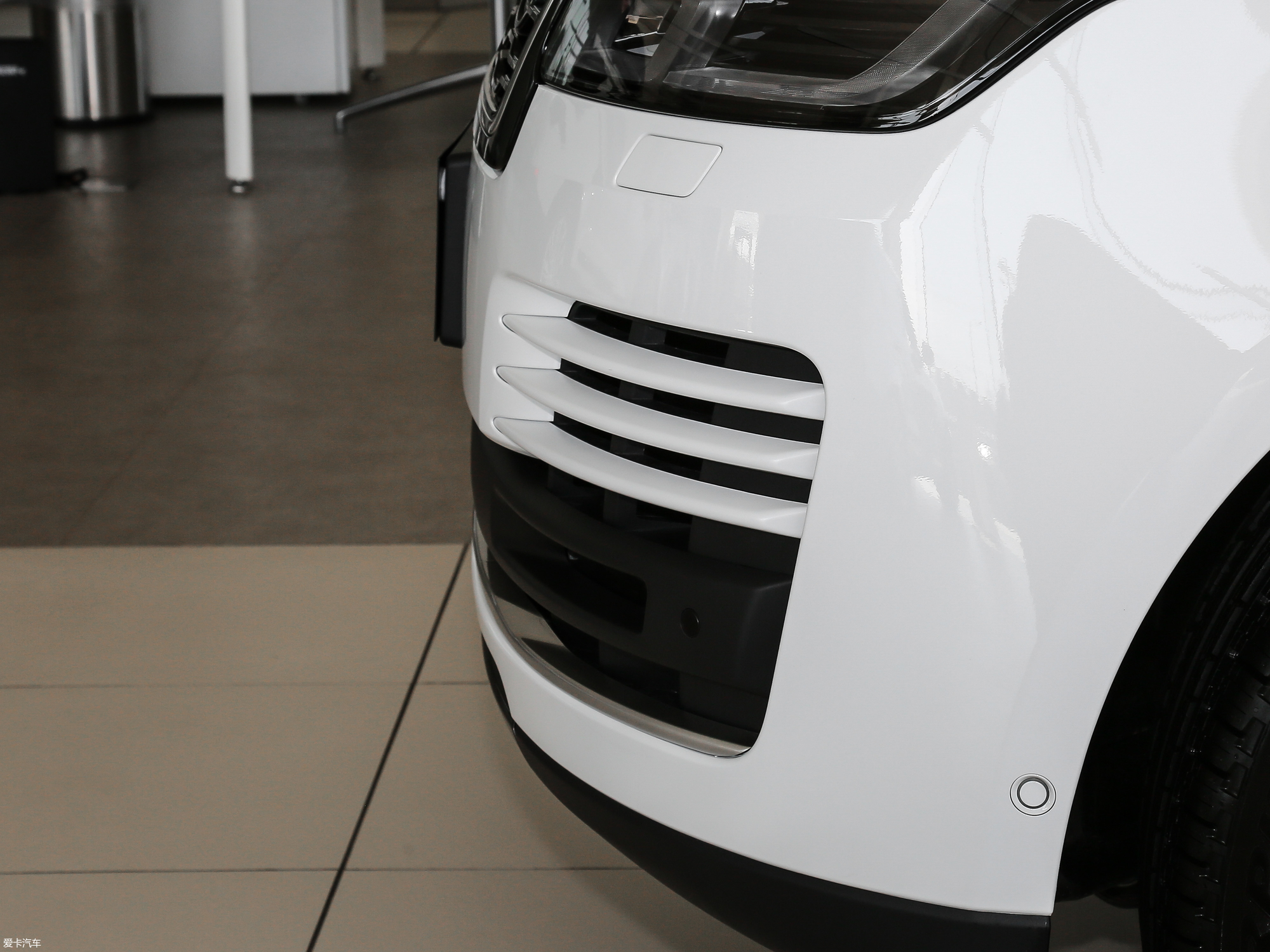 0 v8 sc sva巅峰创世加长版 2019款揽胜 sentinel 5.0 v8 sv